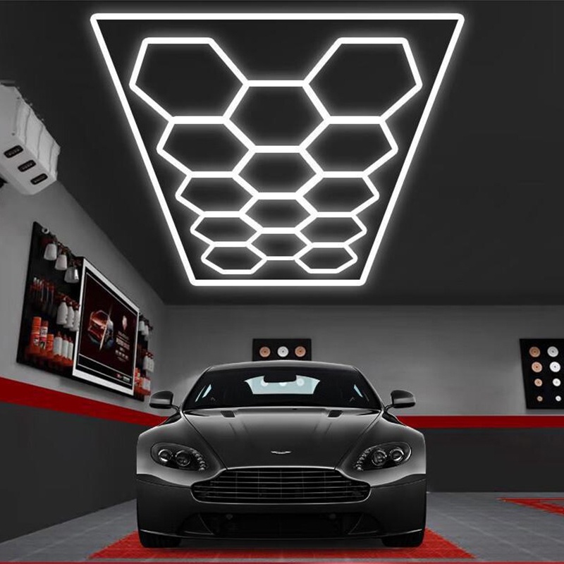 The garage PP grille has extremely strong load-bearing capacity. Even small cars and SUVs can be parked on it without any damage.