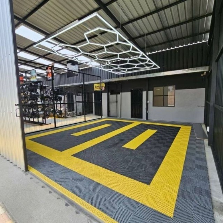 Outdoor PP Garage Floor Grate LED Kit