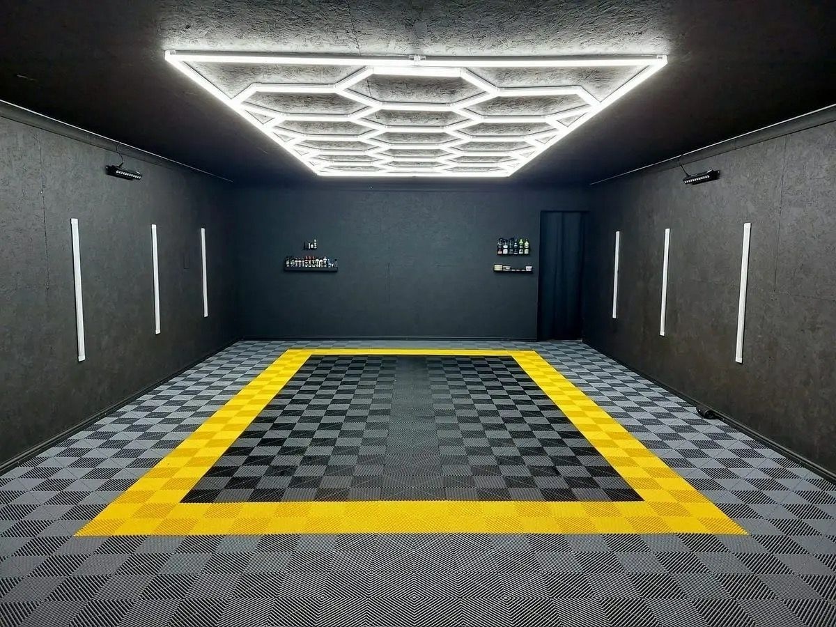 The garage PP grille has extre