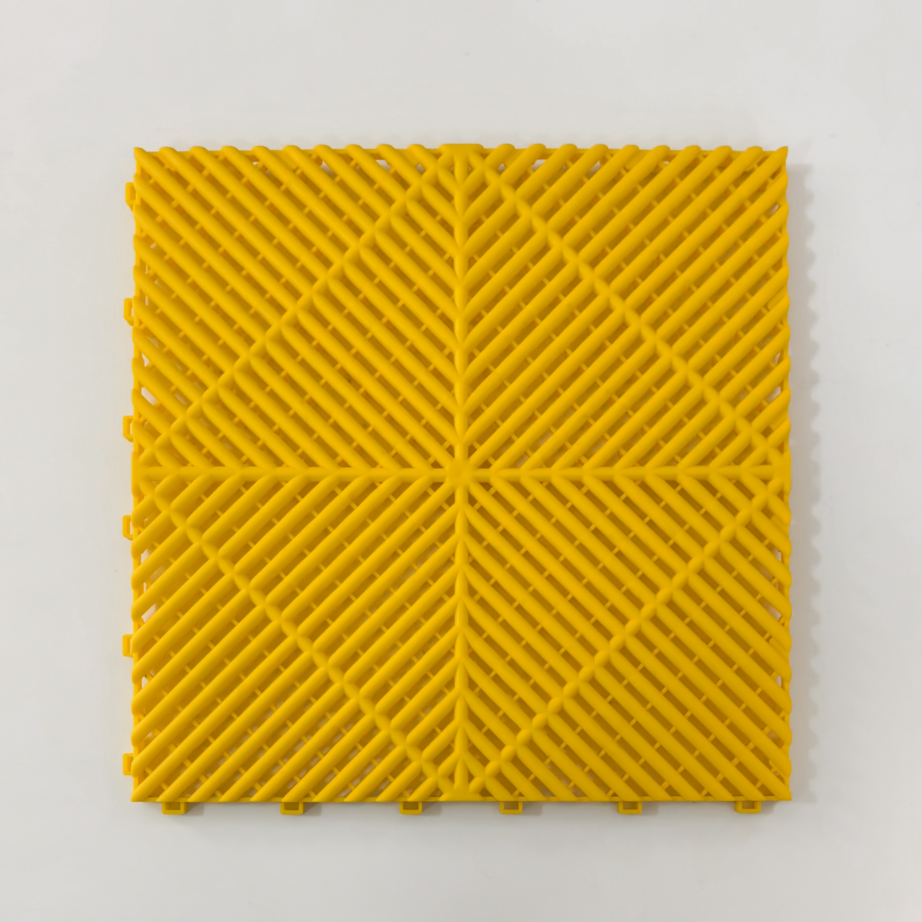 Ethylene-based bricks yellow